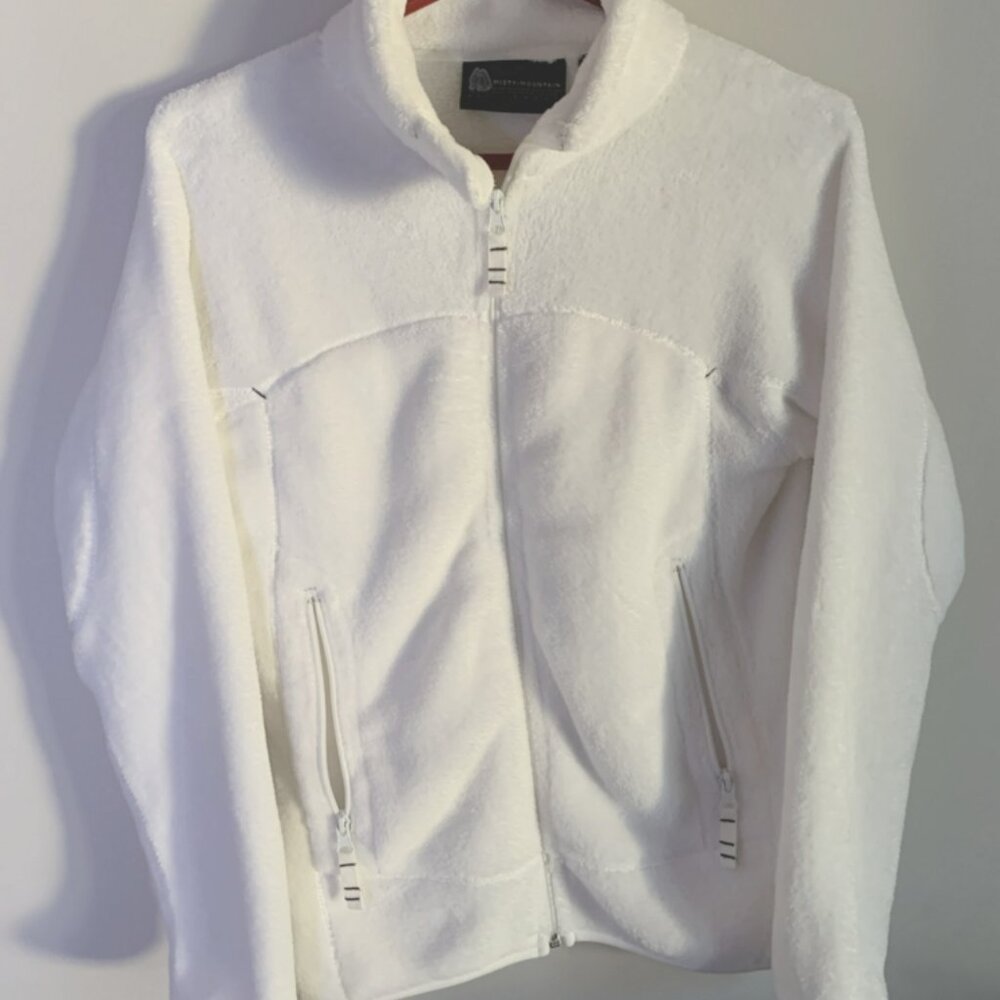 Comfy Misty Mountain White Fleece Jacket SMALL